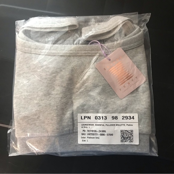 Savage x Fenty Xssential Pullover Bralette Size L - Picture 1 of 4